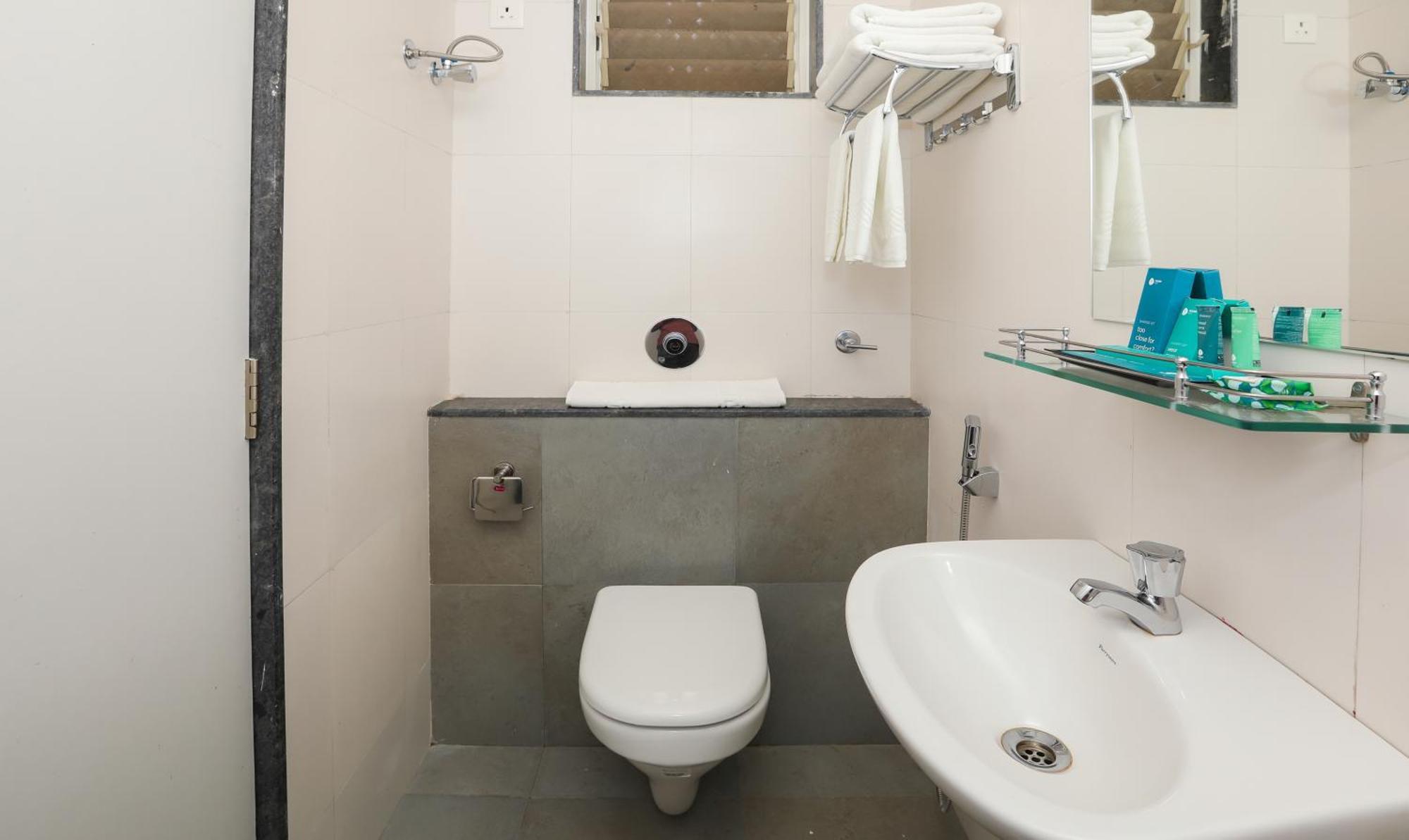 Treebo Sapphire Studio Nashik Exterior photo