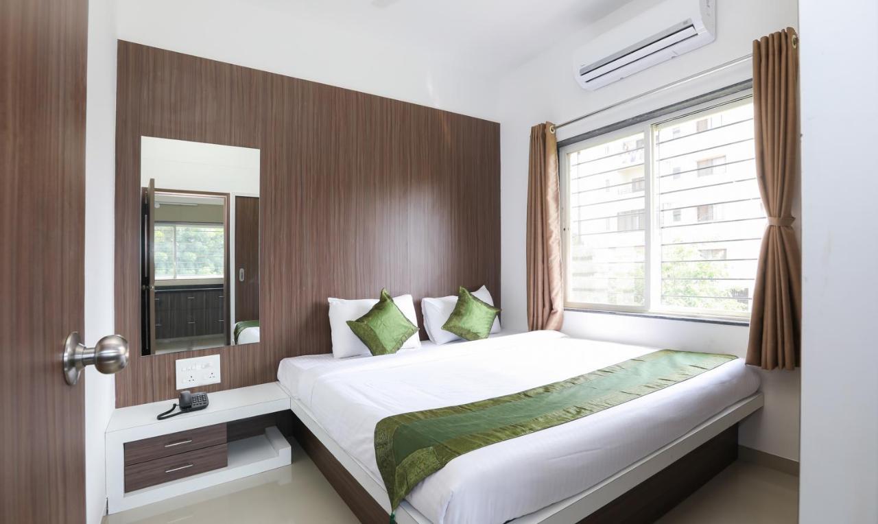 Treebo Sapphire Studio Nashik Exterior photo